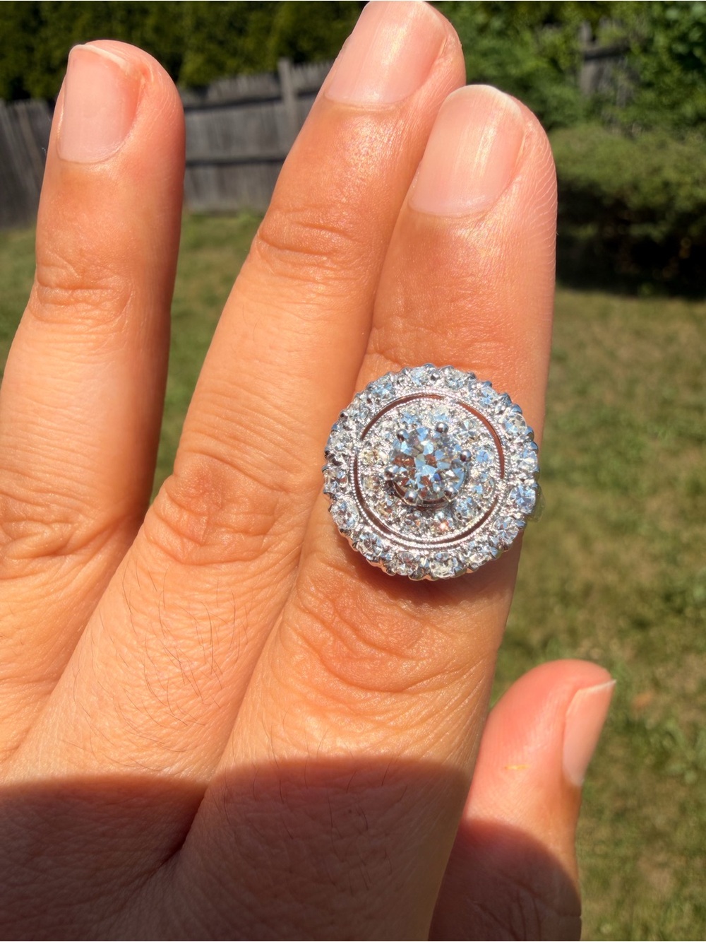 14k White Gold 1.25 Ctw Diamond Vintage Ring Size 7.